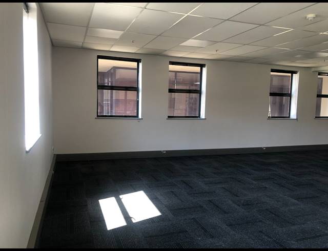722M² OFFICE TO LET IN WAVERLEY